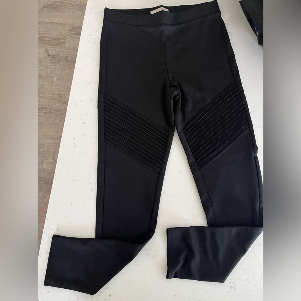Active USA black leggings, NWOT, size Large